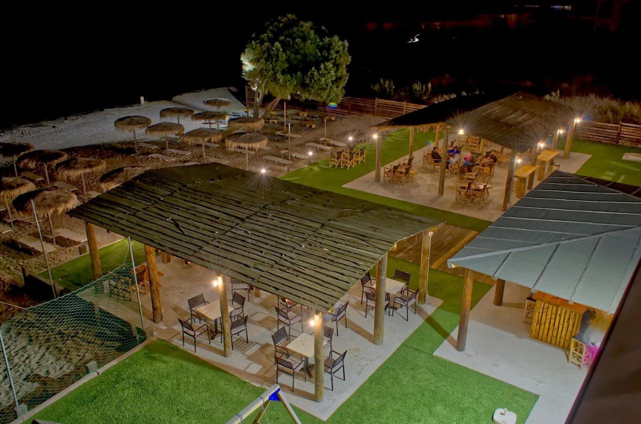 Epipleon Luxury Suites: Seafront Rooms with Spacious Verandas Nafpaktos Exterior photo